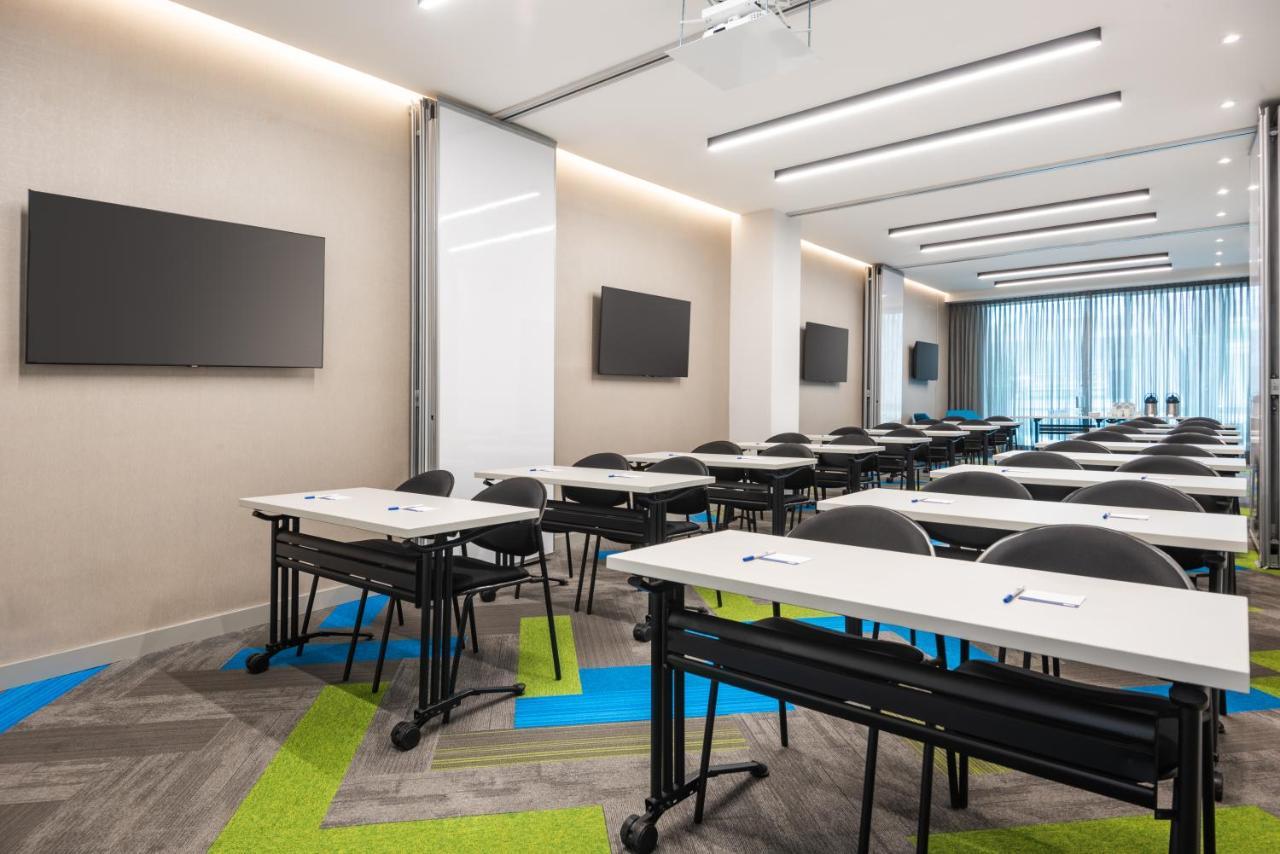 Holiday Inn Express Bogota - Parque La 93 By Ihg Ngoại thất bức ảnh