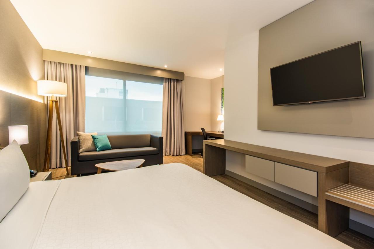 Holiday Inn Express Bogota - Parque La 93 By Ihg Ngoại thất bức ảnh