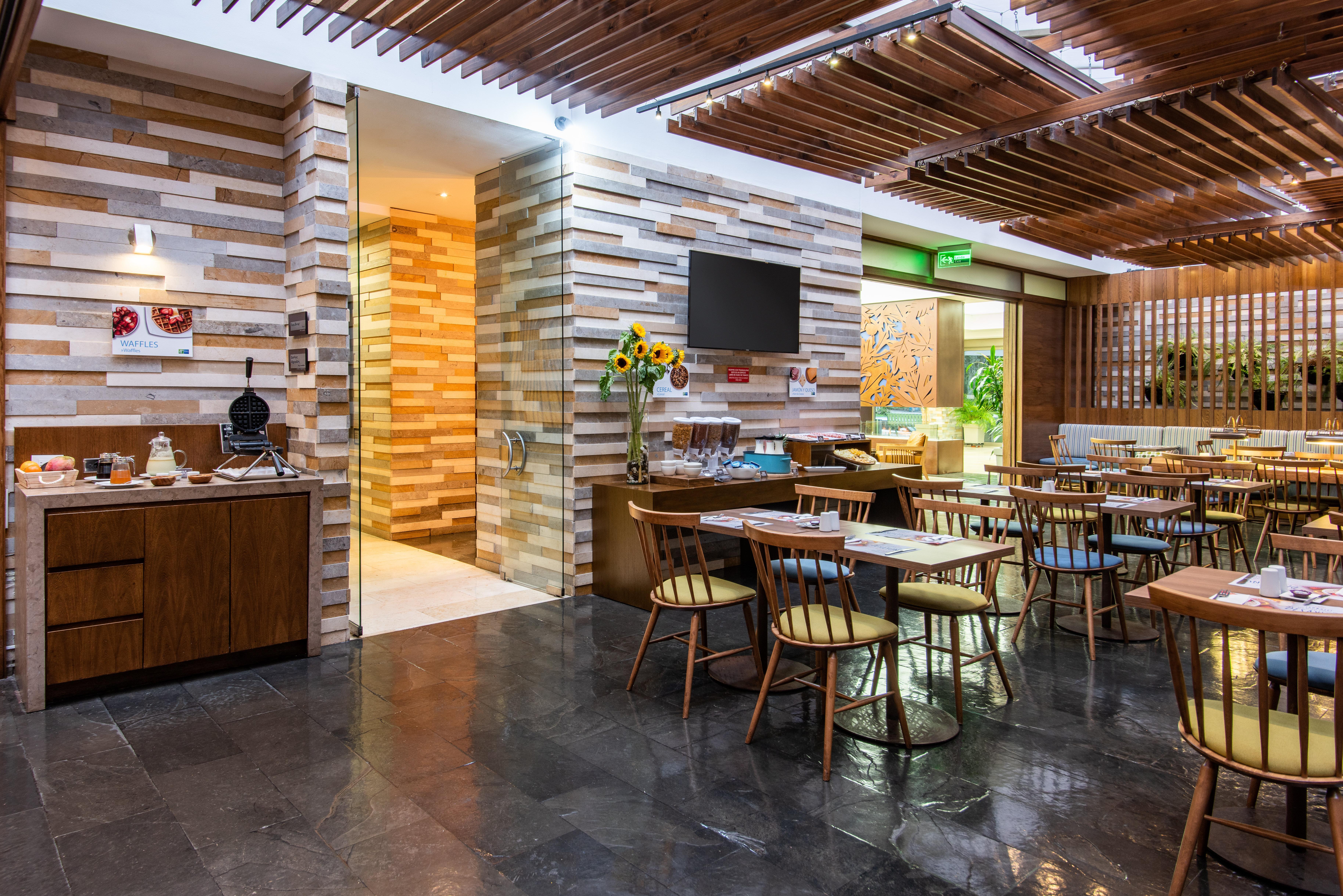 Holiday Inn Express Bogota - Parque La 93 By Ihg Ngoại thất bức ảnh