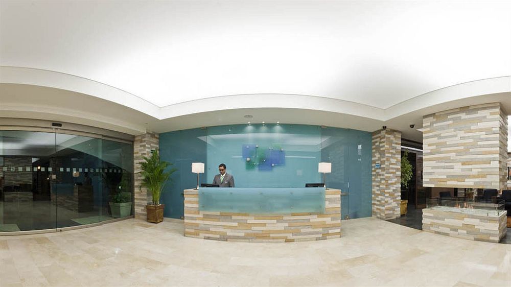 Holiday Inn Express Bogota - Parque La 93 By Ihg Ngoại thất bức ảnh