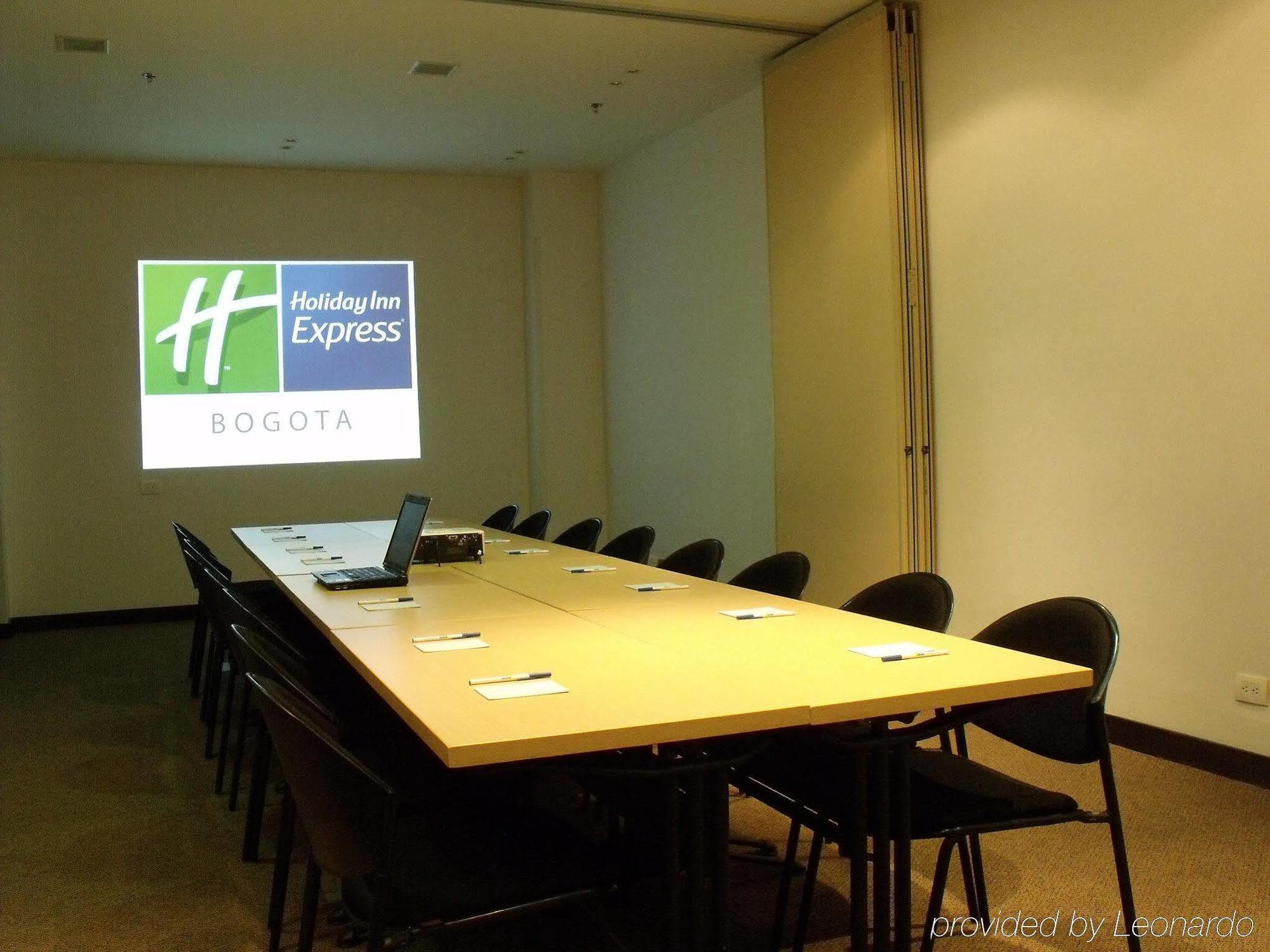 Holiday Inn Express Bogota - Parque La 93 By Ihg Tiện nghi bức ảnh
